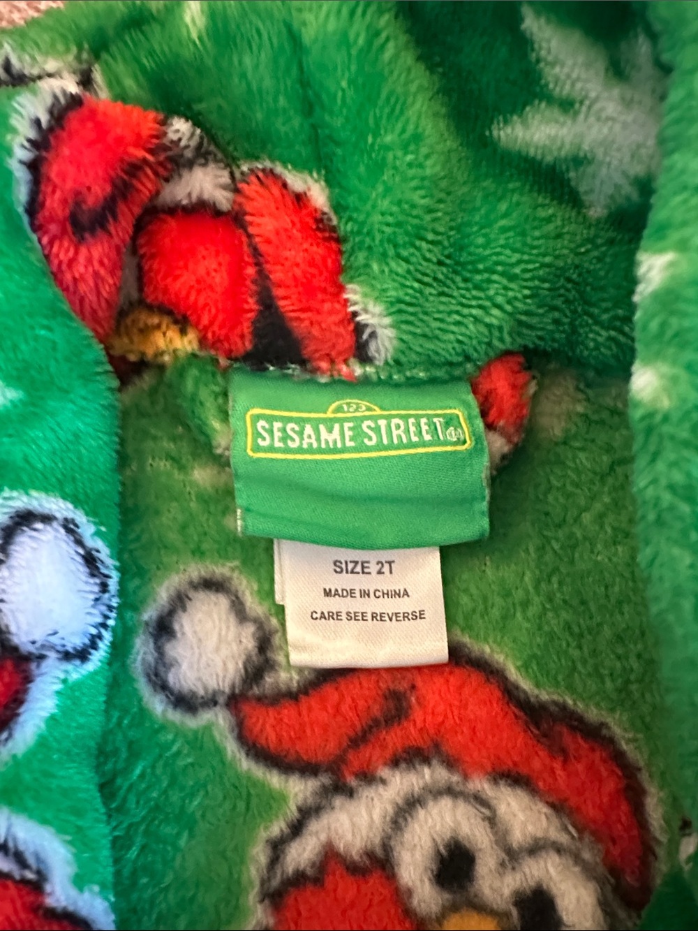 Sesame Street Elmo Green Red Plush Fabric - Picture 2 of 3